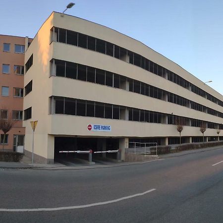 International Aparthotel - Free Parking Κλουζ-Ναπόκα Εξωτερικό φωτογραφία
